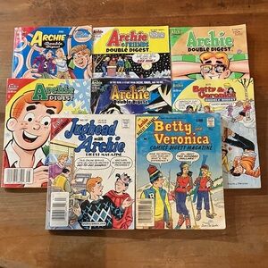 Archie Comics Collection - set of 8 vintage comic books